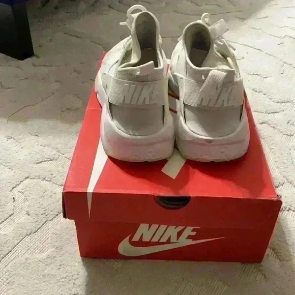 Huarache sneakers - Picture 3 of 7